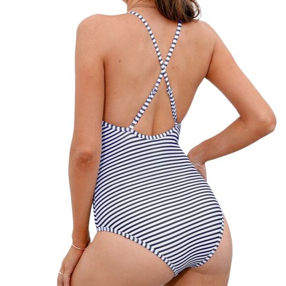 NWT CUPSHE Black & White Striped One Piece Swimsuit Size XS - Picture 3 of 12